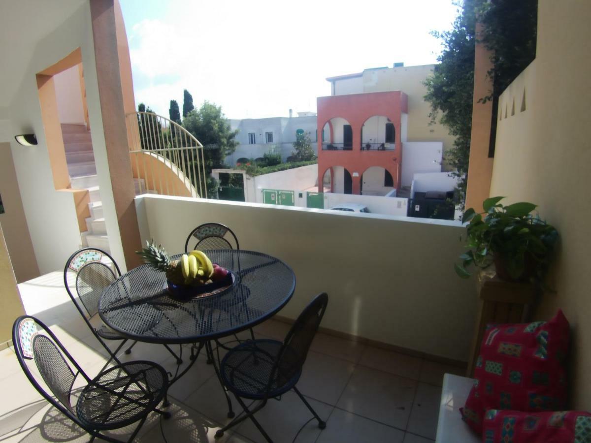 Baia Verde Via Dei Ginepri 加利波利 外观 照片